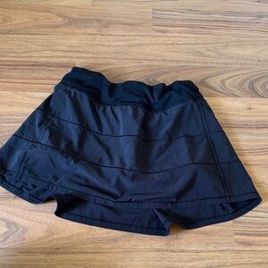 Black Lululemon Pace Rival Tennis Skirt - Size 6